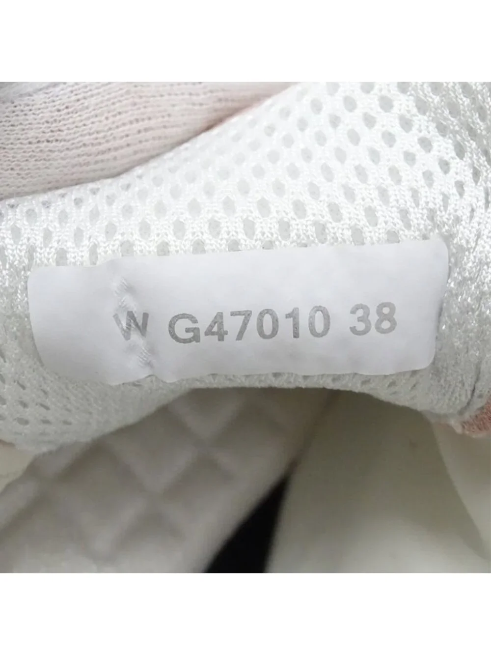 Chanel Sneakers Suede Pink CC Logo Casual